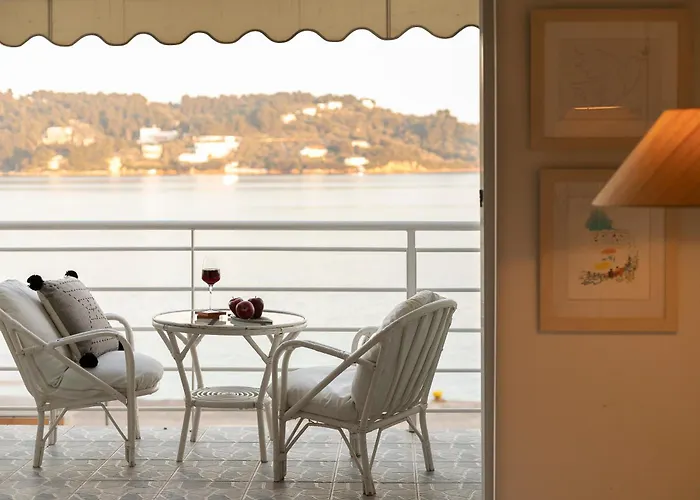 Casa Blue Marine, Philian Collection